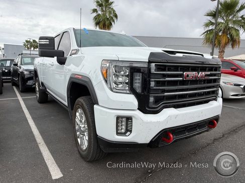 Used 2022 GMC Sierra 2500 AT4 w/ Gooseneck/5TH Wheel Package image 2
