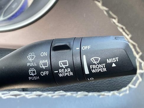 Used 2023 Chrysler Voyager LX FWD image 19