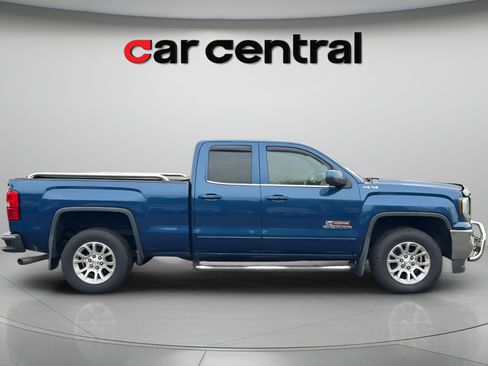 Used 2017 GMC Sierra 1500 SLE w/ Max Trailering Package AWD/4WD image 6