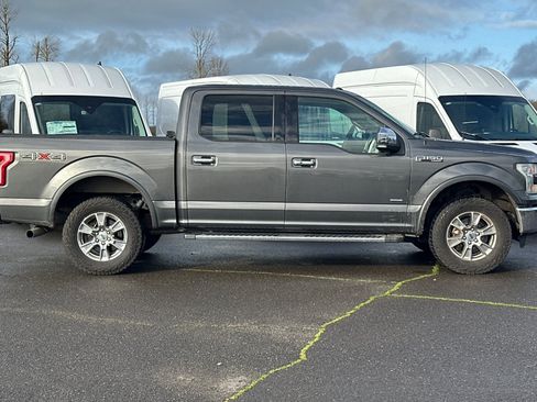 Used 2016 Ford F150 Lariat w/ Equipment Group 502A Luxury image 3