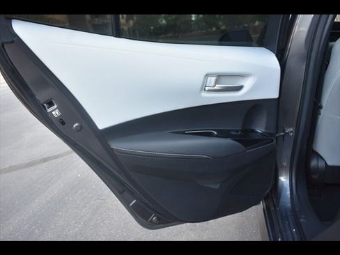 Used 2021 Toyota Corolla SE w/ Carpet Mat Package (TMS) FWD image 21