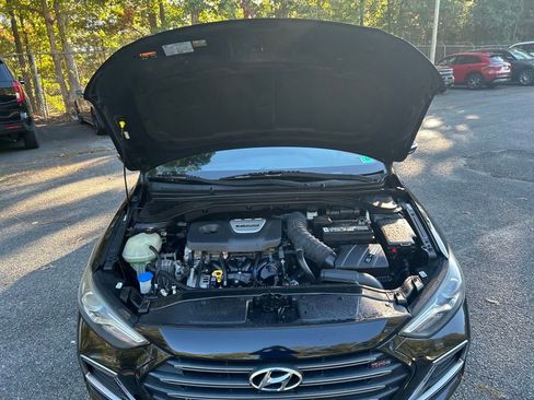 Used 2017 Hyundai Elantra Sport image 20