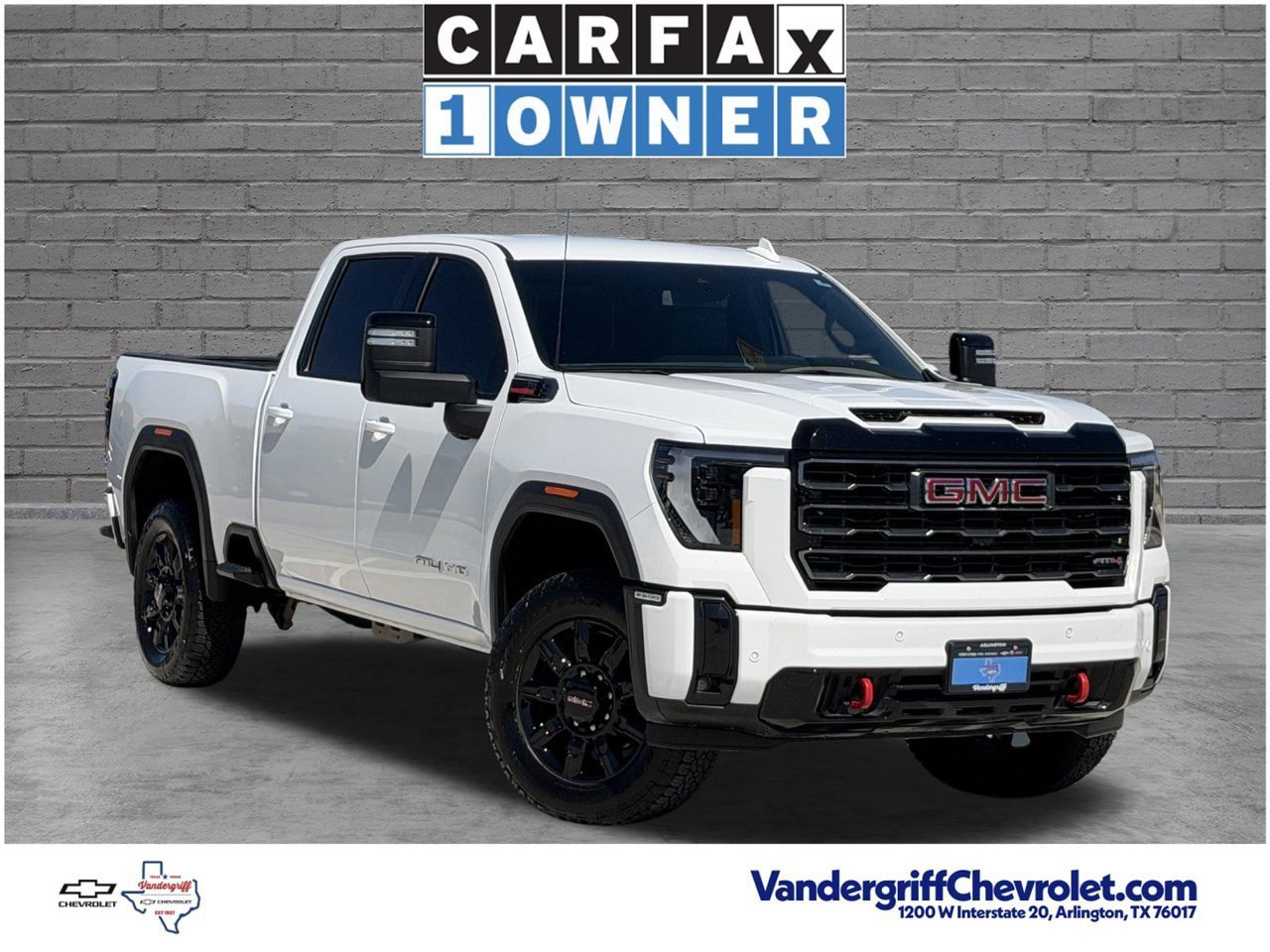 Certified 2025 GMC Sierra 2500 AT4 AWD/4WD image 2