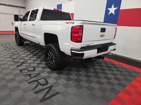 Used 2017 Chevrolet Silverado 2500 LTZ w/ Duramax Plus Package AWD/4WD image 10