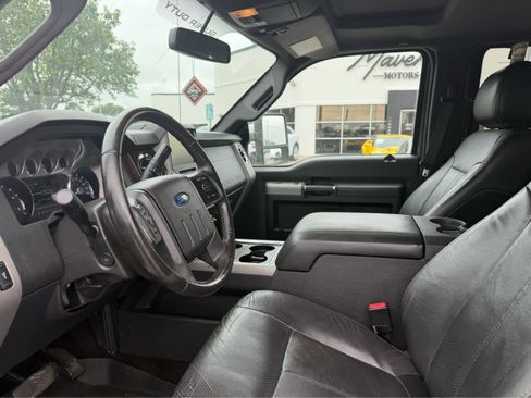 Used 2015 Ford F250 Lariat w/ Lariat Ultimate Package AWD/4WD image 5