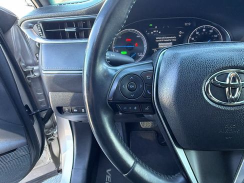 Used 2021 Toyota Venza XLE w/ Carpet Mat Package (TMS) AWD/4WD image 19