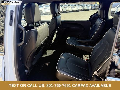 Used 2026 Chrysler Pacifica Limited AWD/4WD image 31