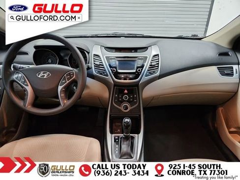 Used 2016 Hyundai Elantra SE w/ Option Group 02 image 12