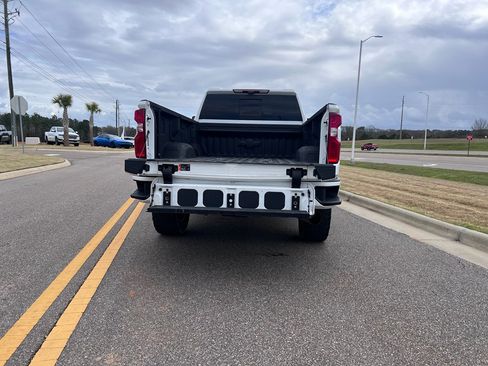 Used 2024 Chevrolet Silverado 3500 LTZ w/ LTZ Plus Package image 11