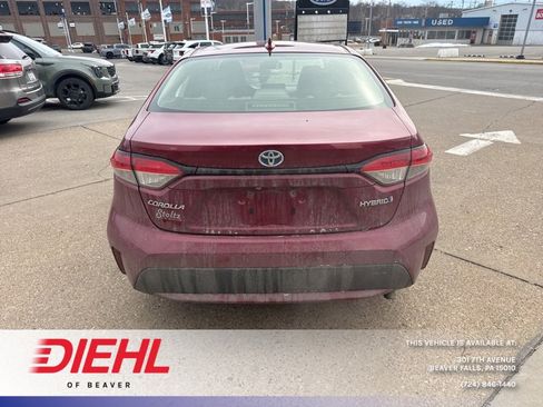 Used 2022 Toyota Corolla LE image 5
