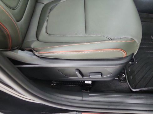 Used 2025 Hyundai Santa Cruz Limited image 28