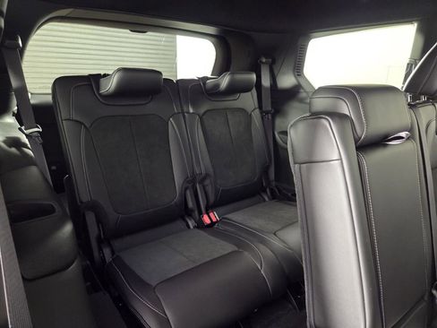 New 2026 Jeep Grand Cherokee L 2WD image 19