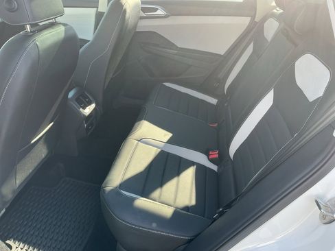 Certified 2025 Volkswagen Taos SEL w/ Black Wheel Plus Package image 16