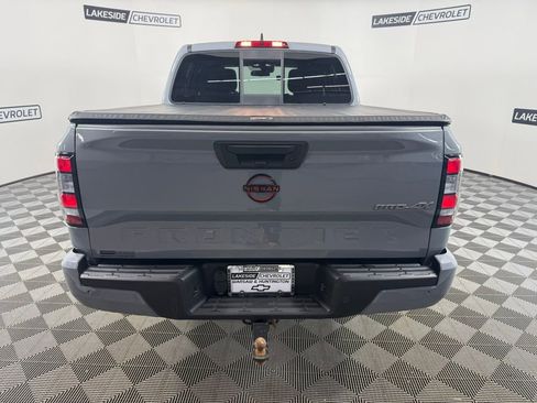 Used 2022 Nissan Frontier PRO-4X image 5