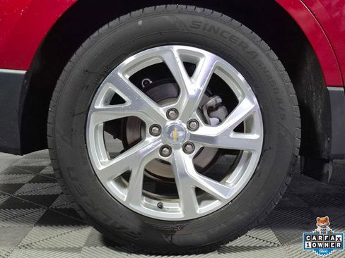 Used 2019 Chevrolet Equinox LT FWD image 26