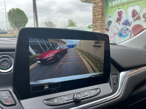 Used 2025 Chevrolet Blazer LT image 24