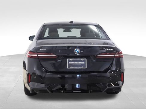 New 2026 BMW 530i xDrive w/ M Sport Package image 4