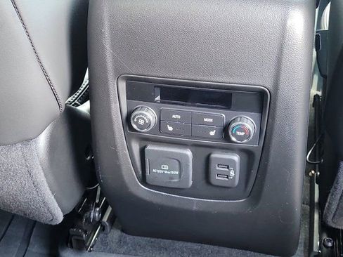 Used 2023 Buick Enclave Avenir w/ Avenir Technology Package AWD/4WD image 6