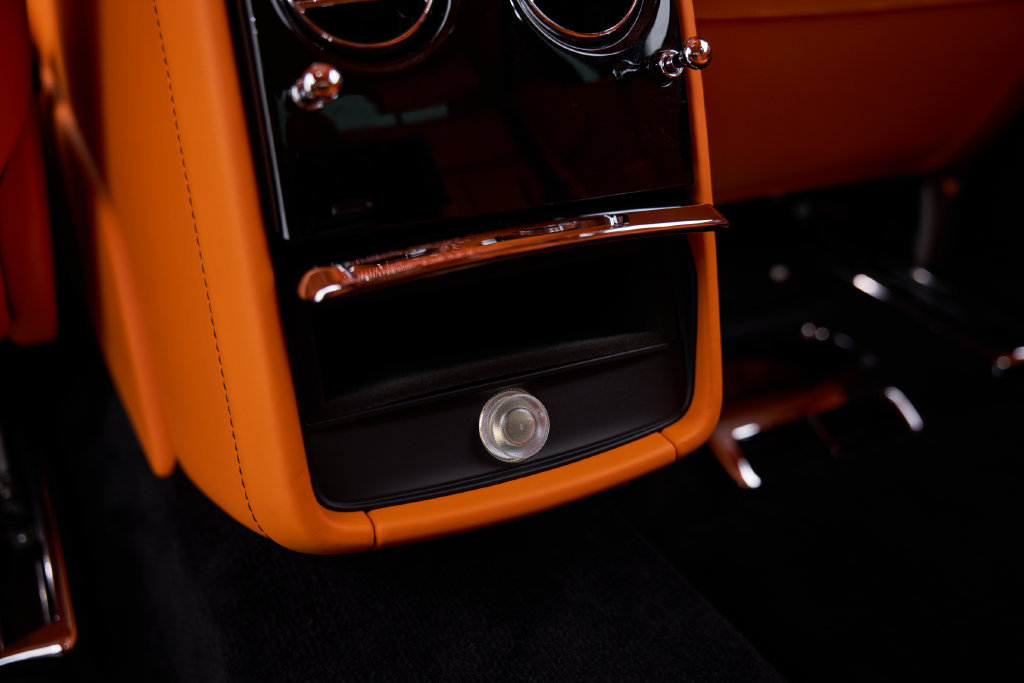 Used 2026 Rolls-Royce Phantom Sedan RWD image 79