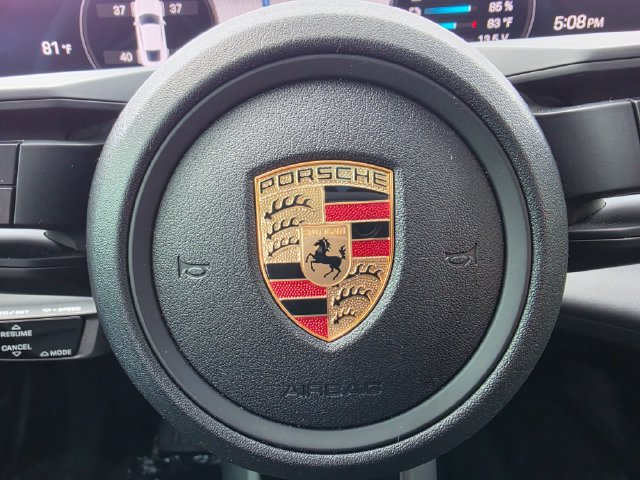 Used 2023 Porsche Taycan RWD image 33