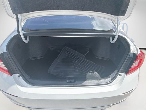 Used 2020 Honda Accord LX image 25
