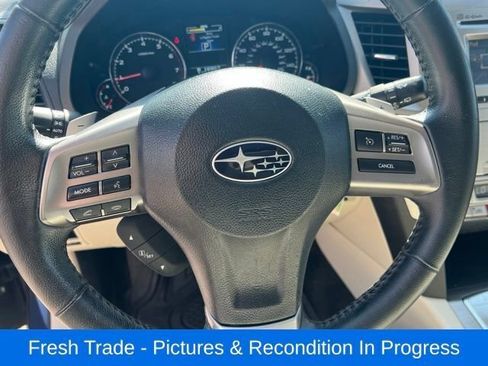 Used 2014 Subaru Outback 2.5i Limited w/ Moonroof Package AWD/4WD image 10