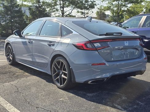 Used 2022 Honda Civic Sport Touring image 5