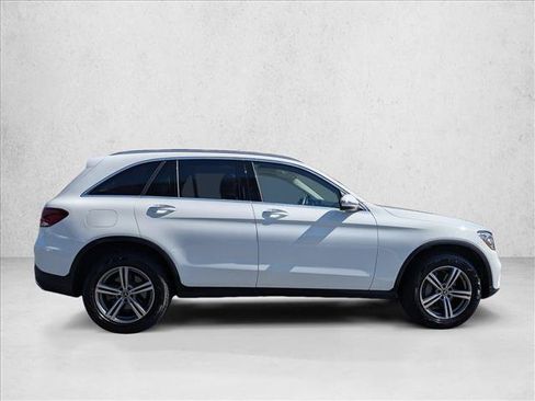 Used 2020 Mercedes-Benz GLC 300 4MATIC image 4