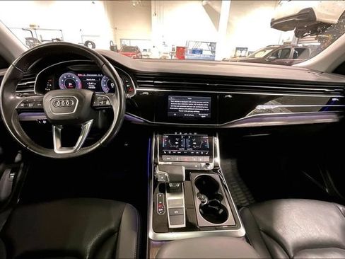 Used 2020 Audi Q8 Premium Plus w/ Premium Plus Package AWD/4WD image 15