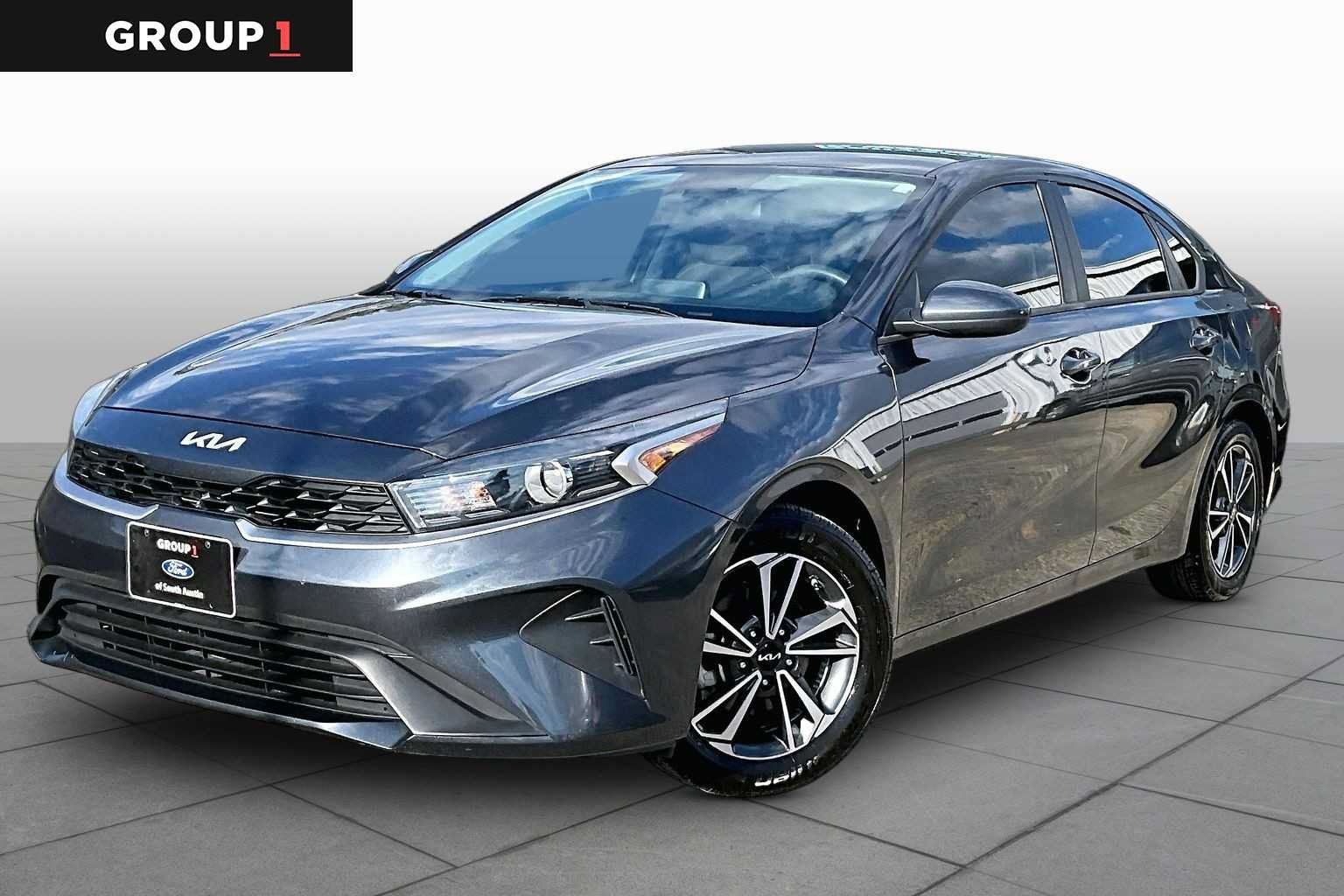 Used 2022 Kia Forte LXS FWD image 1