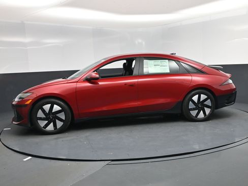 New 2025 Hyundai Ioniq 6 SE image 3