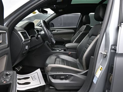 Used 2021 Volkswagen Atlas Cross Sport SEL Premium R-Line AWD/4WD image 9