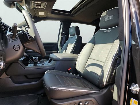 New 2026 GMC Sierra 1500 AT4X w/ AT4X AEV Edition image 17