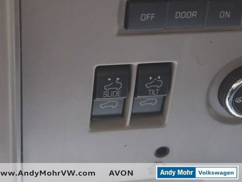 Used 2016 GMC Yukon SLT w/ Open Road Package image 34