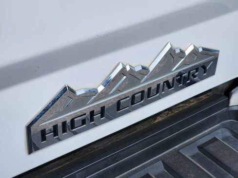 Used 2016 Chevrolet Silverado 2500 High Country w/ Duramax Plus Package image 27