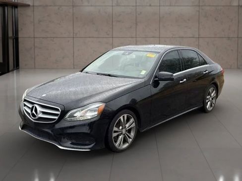 Used 2016 Mercedes-Benz E 350 Sedan image 1