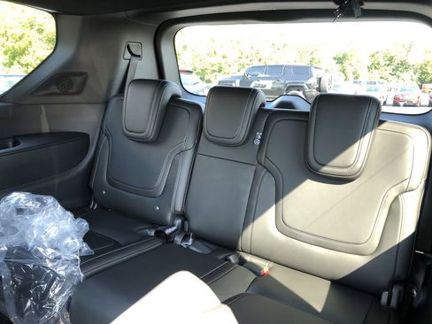 New 2026 Nissan Armada PRO-4X w/ Captain's Chari Seat Package image 20