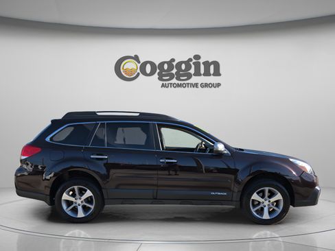 Used 2013 Subaru Outback 2.5i Limited w/ Special Appearance Pkg image 6