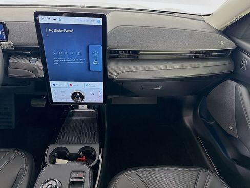 Used 2022 Ford Mustang Mach-E Premium image 26