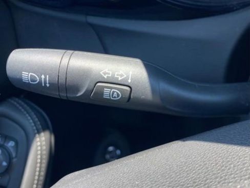 Used 2023 Buick Encore GX Select w/ Sport Touring Package image 22