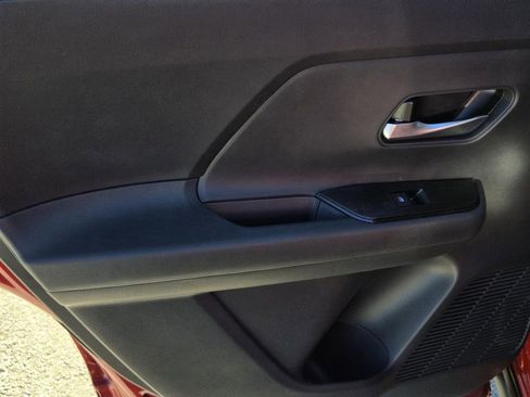 New 2026 Nissan Kicks SV image 10