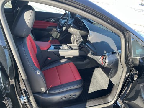 Used 2025 Chevrolet Equinox EV RS w/ Active Safety Package 3 image 15