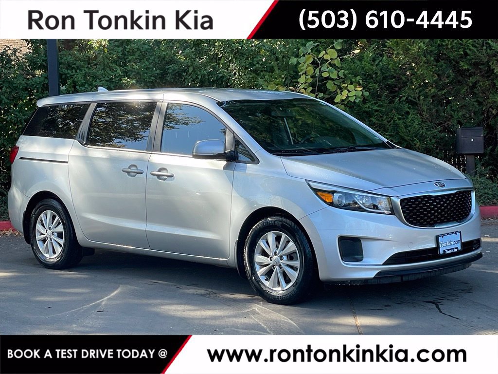 Used 2017 Kia Sedona L FWD image 1