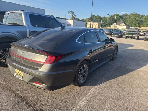 Used 2023 Hyundai Sonata SEL w/ Convenience Package FWD image 5