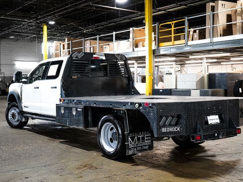Used 2025 Ford F550 4x4 Crew Cab w/ XLT Value Package image 4