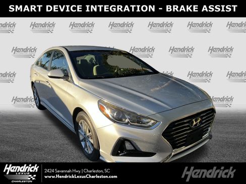 Used 2019 Hyundai Sonata SE image 1