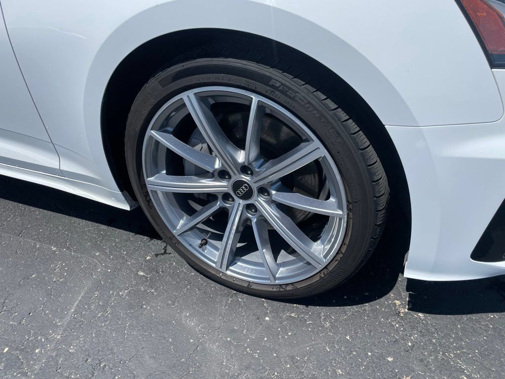 Used 2025 Audi A5 2.0T Premium Plus AWD/4WD image 3