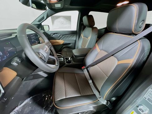 New 2026 GMC Canyon AT4 image 16