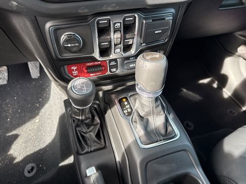 New 2026 Jeep Wrangler Unlimited Rubicon 392 image 17