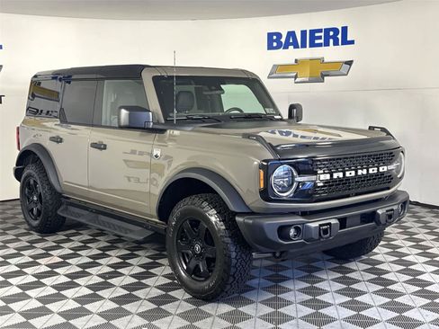 Used 2025 Ford Bronco Big Bend w/ Black Diamond Package AWD/4WD image 7